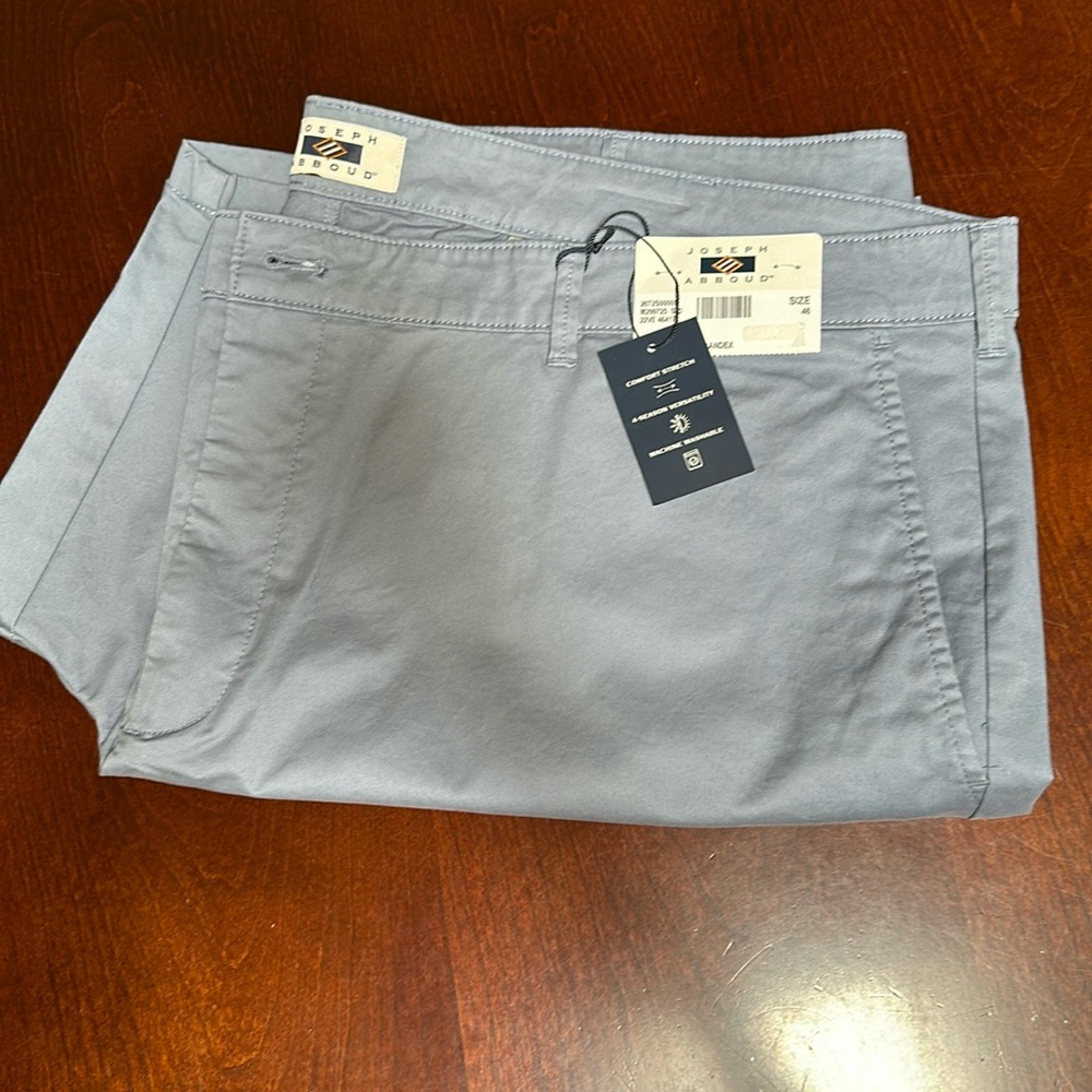 Joseph Abboud New Men’s Shorts in Gray/ Blue Size 46 New